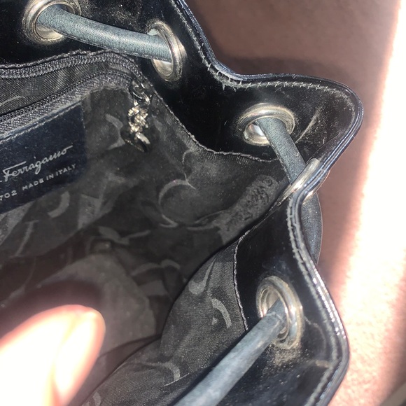 🎒CLASSIC SALVATORE FERRAGAMO MINI BACKPACK - Picture 9 of 10